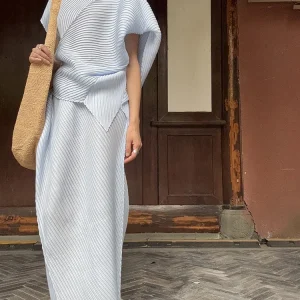 YUDX Miyake Pleats 2025 Autumn New Women's Set, Irregularly Cut Lapel Top, Loose Skirt, Long Skirt, Two-piece Set
